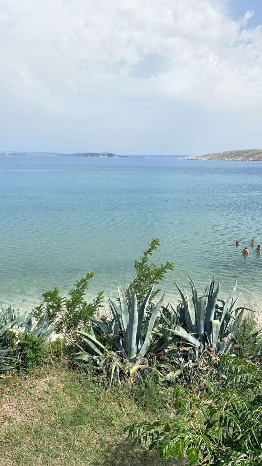 Pag Vlašići Buitenkant foto